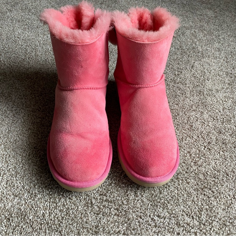UGG BOOTS Sz:9